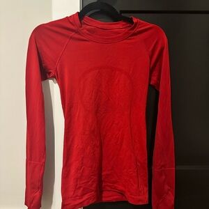 Swiftly tech long sleeve size 4